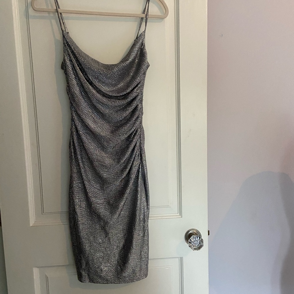 Metallic Silver Stunning LAUNDRY Dress size 4